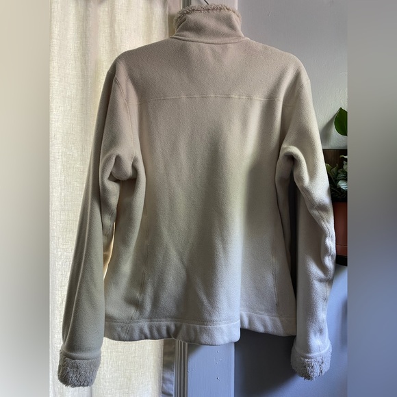 Patagonia Reversible Synchilla Fuzzy Teddy Jacket - Picture 10 of 17